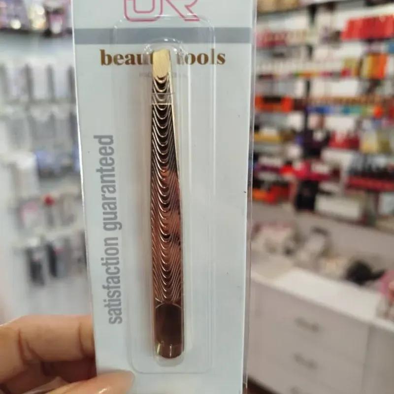 Pinza de cejas 