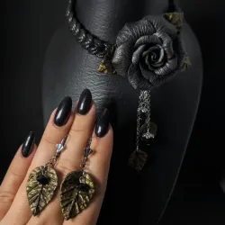 Choker de Rosa Negra GÓTICO (PIEZA ÚNICA)