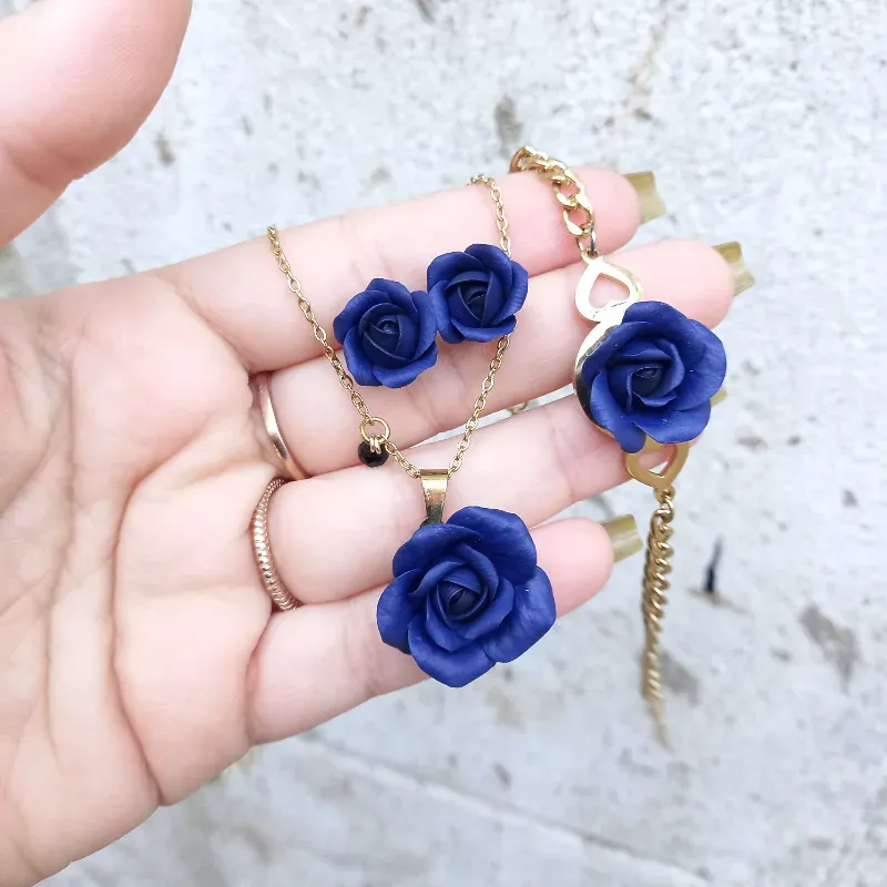Conjunto de Rosas Azul Índigo 