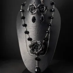 Juego de Rosas Negras GÓTICO con lágrimas de Murano (PIEZA ÚNICA)