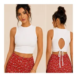 Camiseta sencilla con abertura ajustable en la espalda