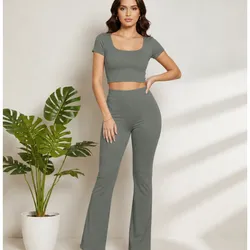Conjunto de pantaloneta y top de cuello en U Color verde grisáceo