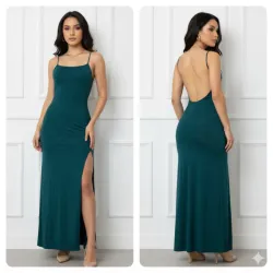 Vestido de espalda afuera y abertura en una pierna color verde agua oscuro