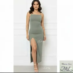 Vestido De Gala Con Abertura En Una Pierna Y Pecho Cerrado Color Verde Grisáceo