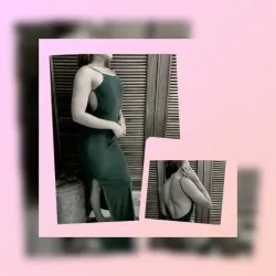 Vestido largo de espalda abierta y abertura en una pierna color azul agua extra oscuro