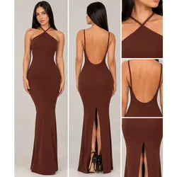 Vestido largo de tirantes triangular de espalda abierta y abertura trasera en las piernas color carmelita terracota