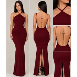 Vestido largo de tirantes triangular de espalda abierta y abertura trasera en las piernas color rojo vino