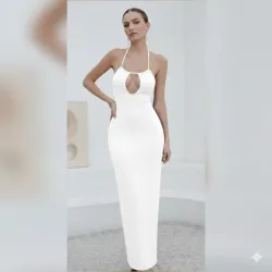 Vestido Tubular Largo De Pecho Abierto y Tirantes Amarrados Al Cuello Color Blanco