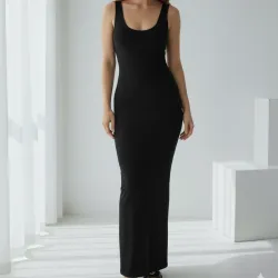 Vestido Tubular Largo Estilo Camiseta Color Negro