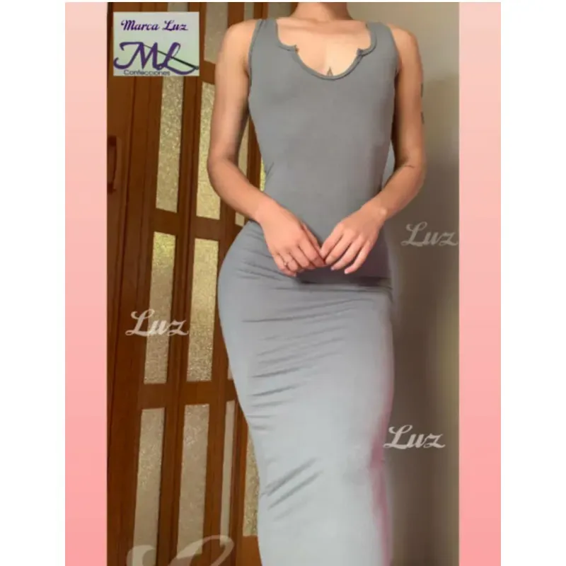 Vestido Tubular Largo Tipo Camiseta Color Gris