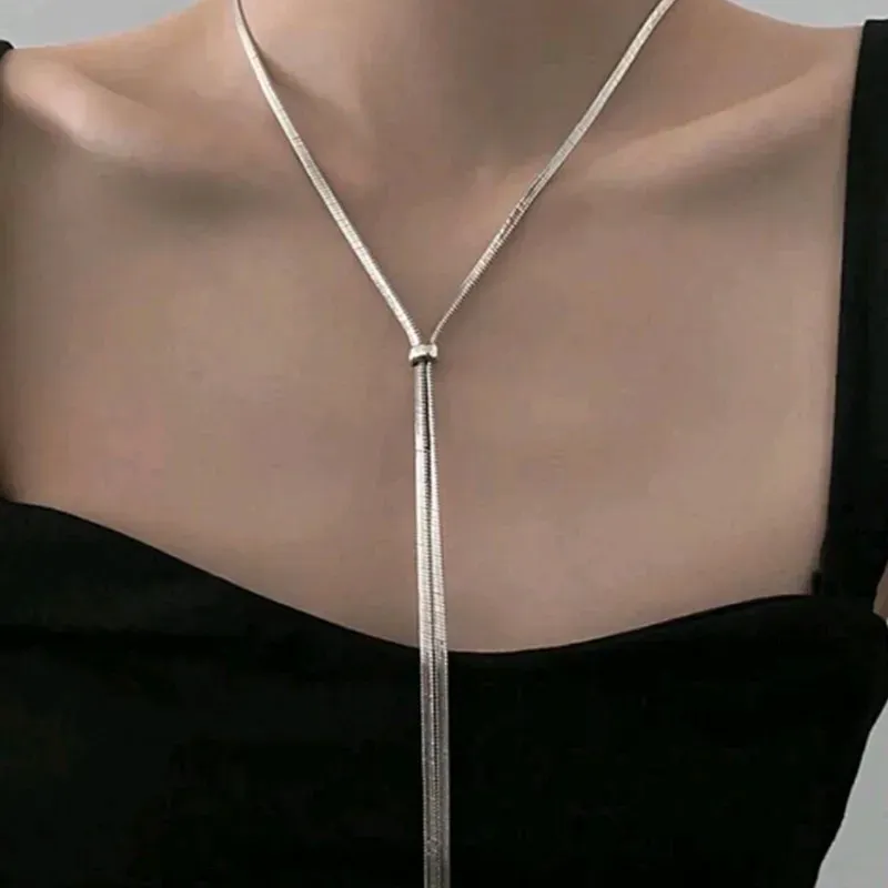 COLLAR LARGO