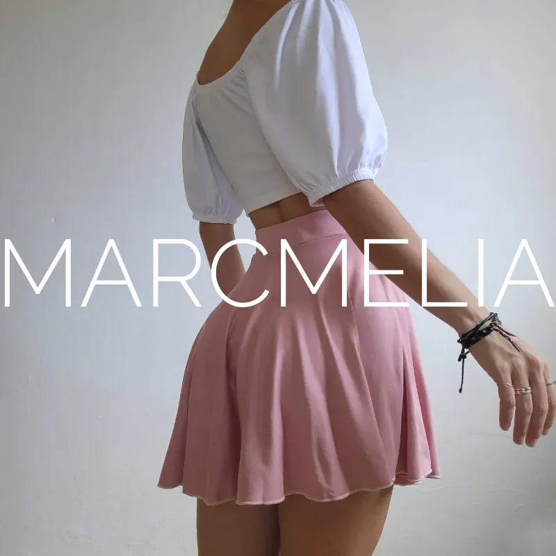 FALDA CIRCULAR CON SHORT/TOP ESMERALDA