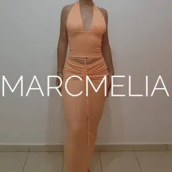 FALDA CORRUGADA SALMÓN / TOP ZALA A JUEGO