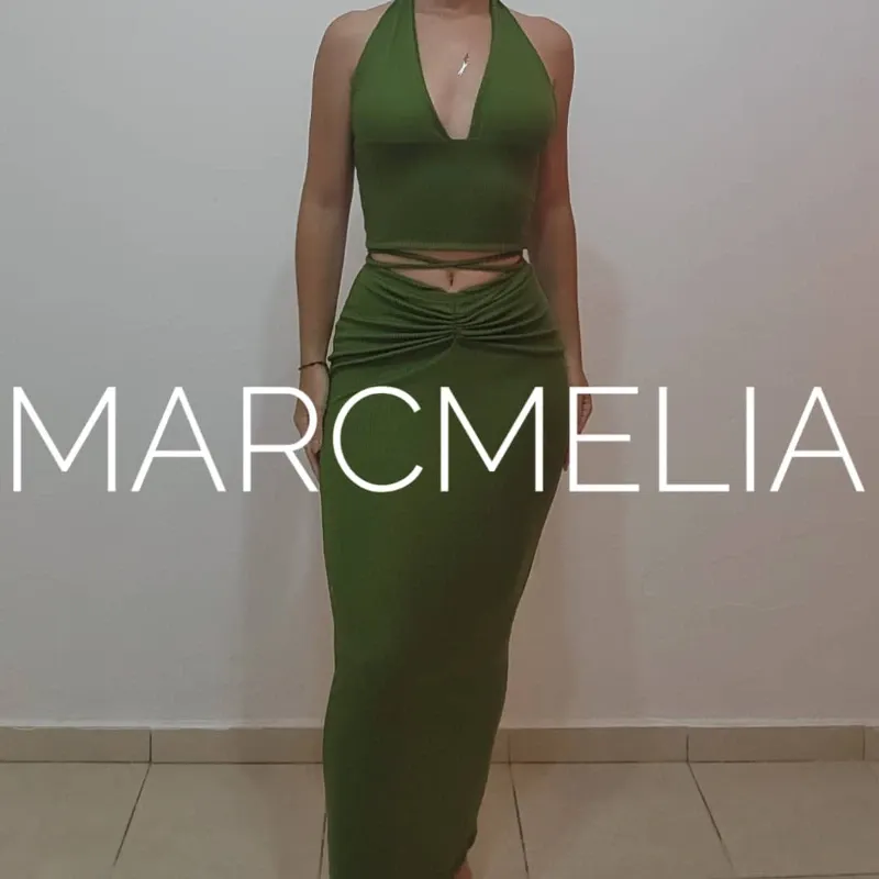 FALDA CORRUGADA VERDE / TOP ZALA A JUEGO