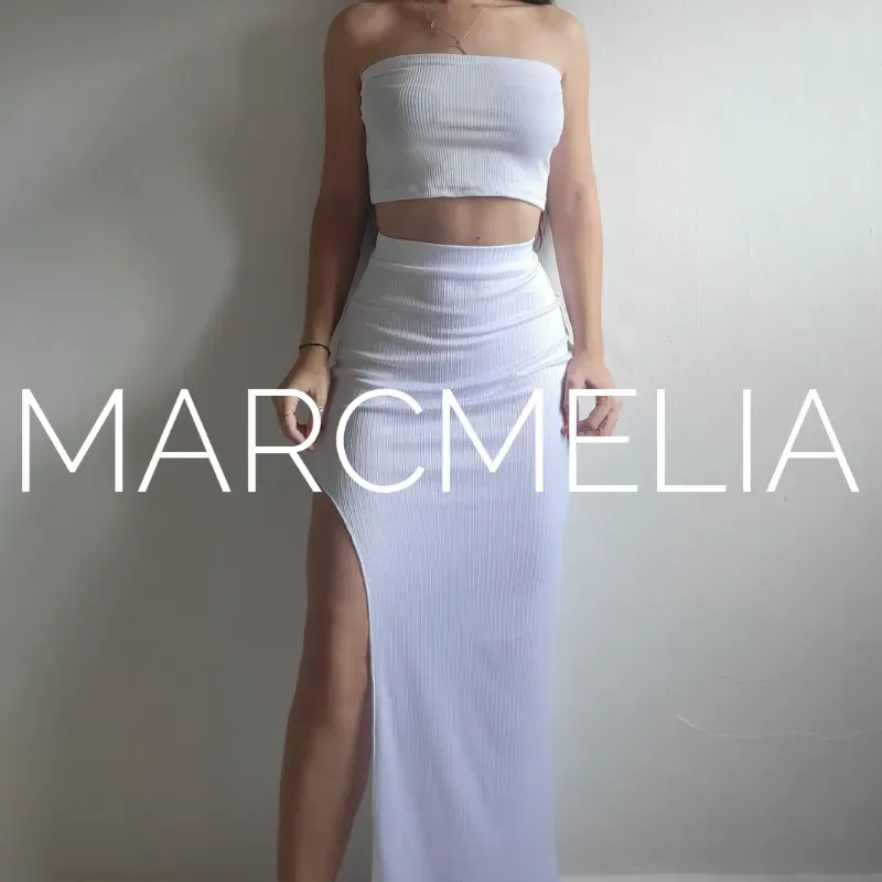 FALDA LARGA C/ABERT BLANCA/CROP TOP BLANCO