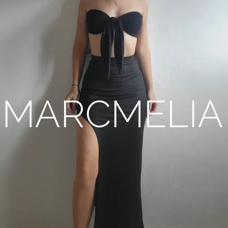 FALDA LARGA C/ABERT NEGRA/TOP LAZO