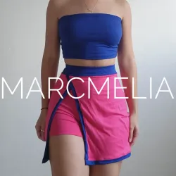 FALDA MINI CON LICRA ROSA/CROP.TOP AZUL