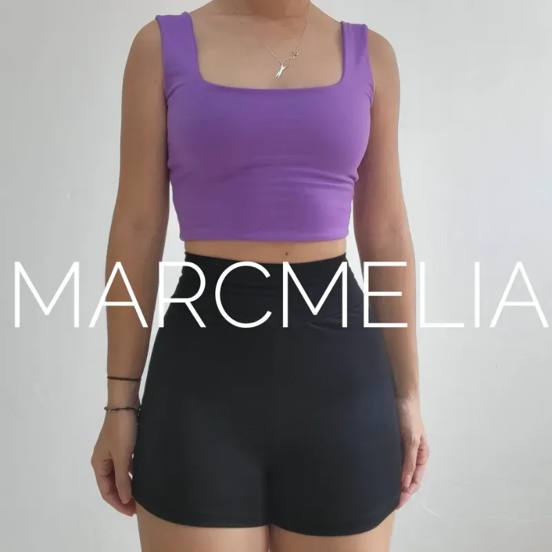 LICRA NEGRA/CAMISETA ESCOTE ⬛ LILA