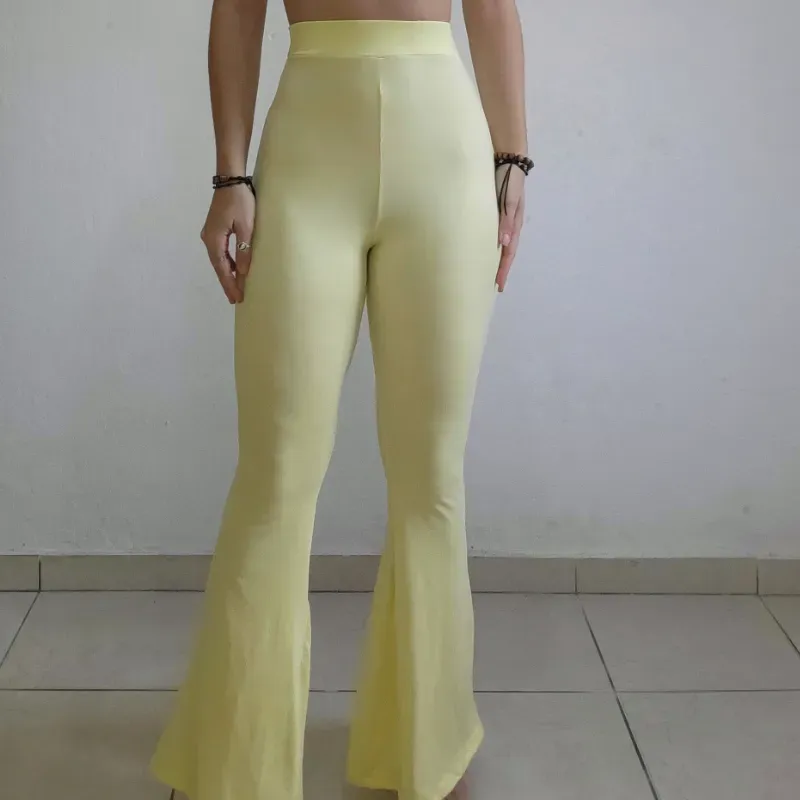 PANTALÓN CAMPANA AMARILLO