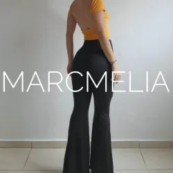 PANTALÓN CAMPANA NEGRO/TOP MOON MOSTAZA