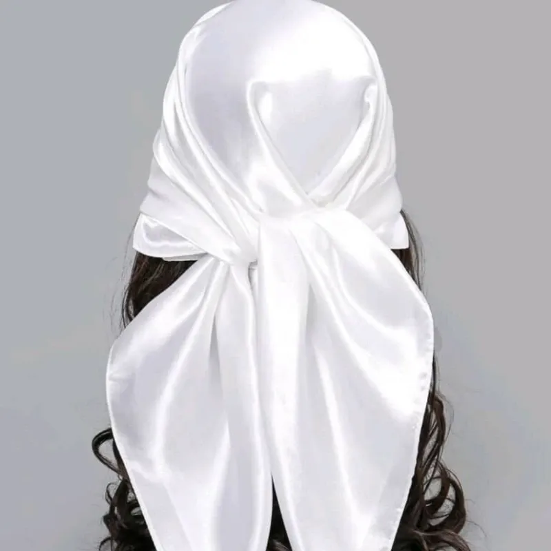 PAÑUELO 08