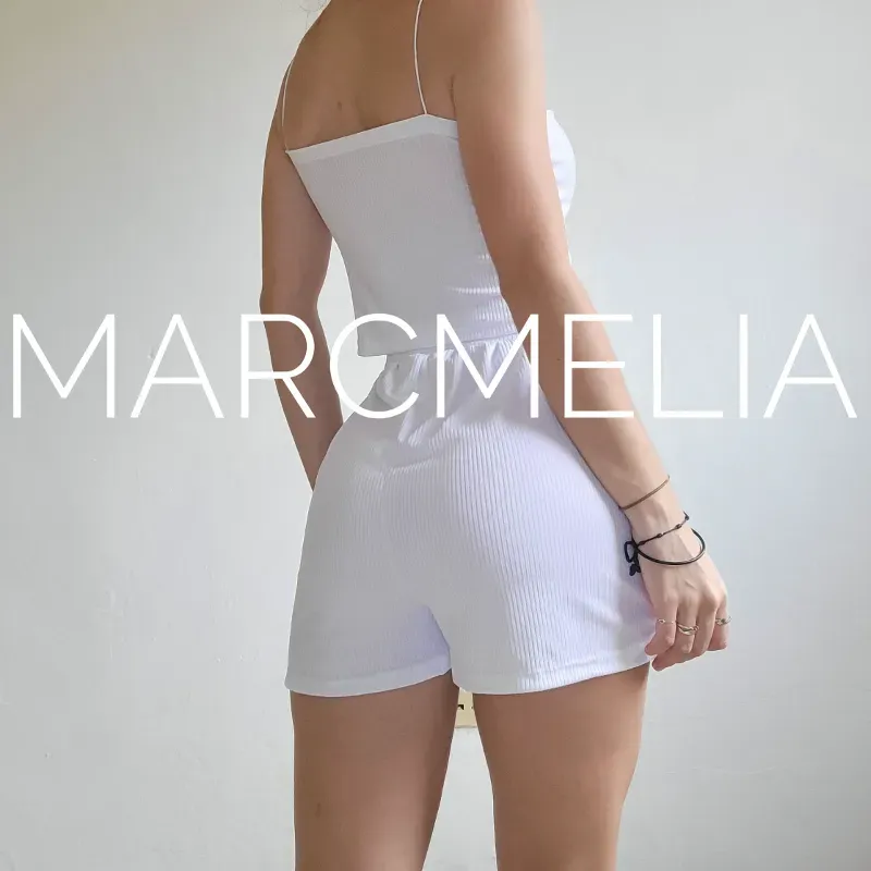 SHORT BLANCO/TOP SENCILLO A JUEGO