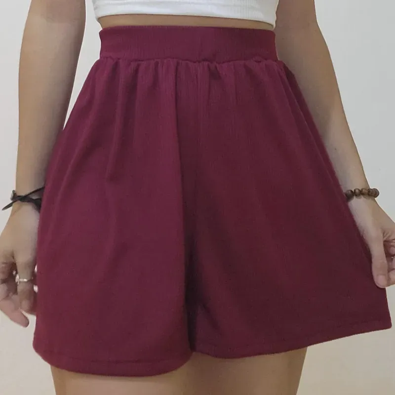 SHORT ROJO VINO