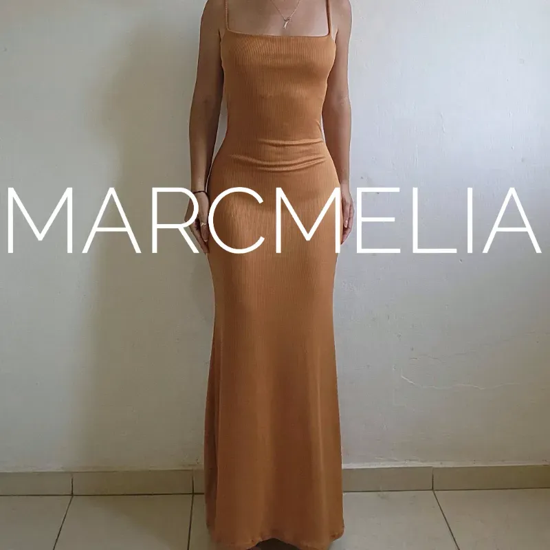 VESTIDO CAMISETA ACAMPANADO BEIGE