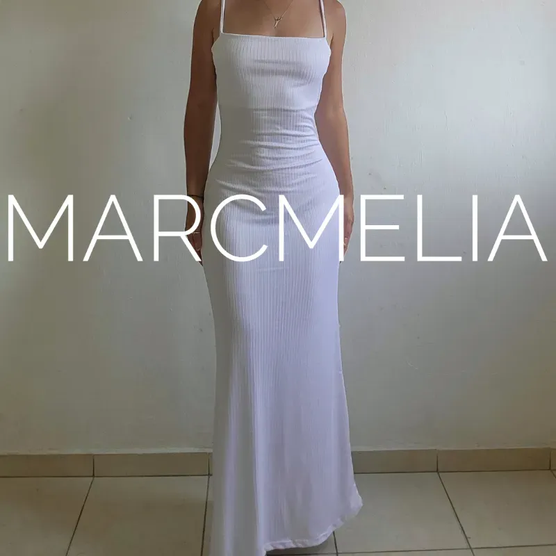 VESTIDO CAMISETA ACAMPANADO BLANCO