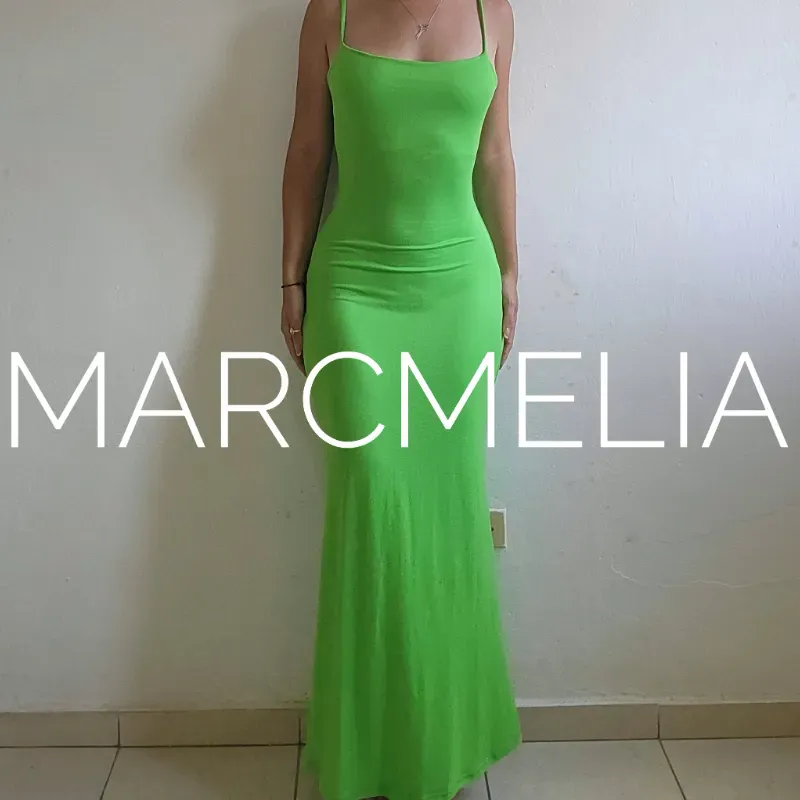 VESTIDO CAMISETA ACAMPANADO  VERDE