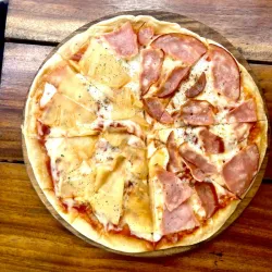 Pizza Hawaiana