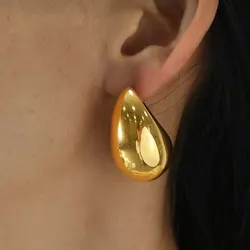 Aretes gota de agua metal 052