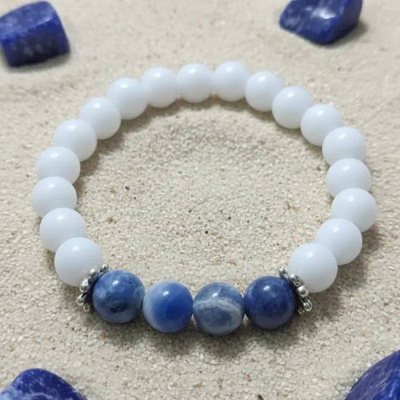 Pulsera de Sodalita y Ónix blanco 
