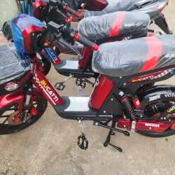 Bici moto marca Bucatti