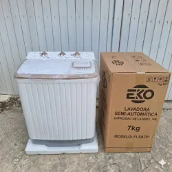 Lavadora semiautomática Eko de 7 kg