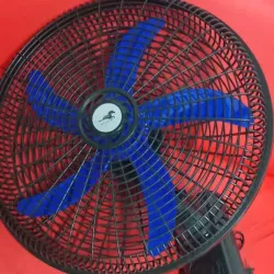 Ventilador de pared 18" marca Unisuki