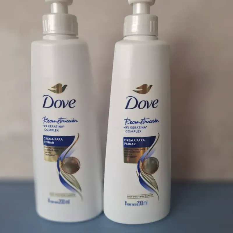 Crema de peinar Dove 