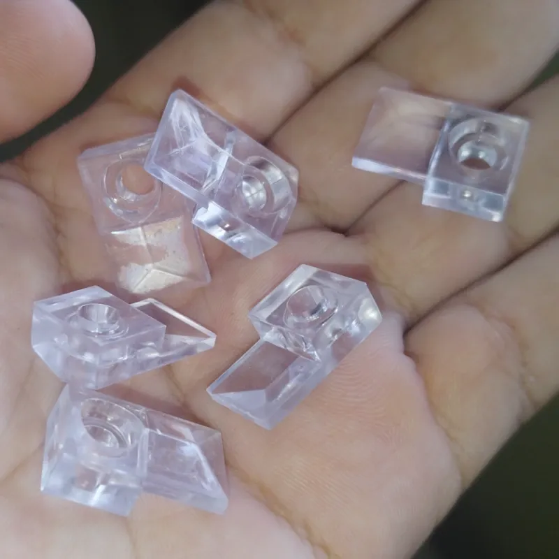 Presillas de sujeción para espejos