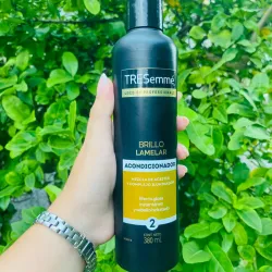 Acondicionador TRESemmé super hidratante 