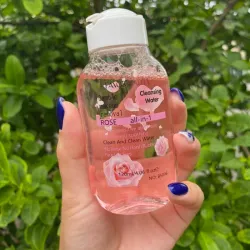 Agua micelar de rosas