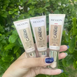 Base clara REVLON
