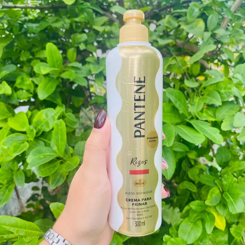 Crema de peinar PANTENE Rizos