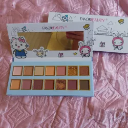 Paleta con espejo Kitty