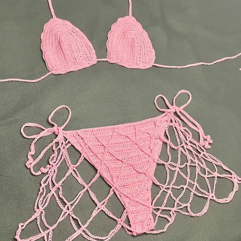 Bikini con pareo 