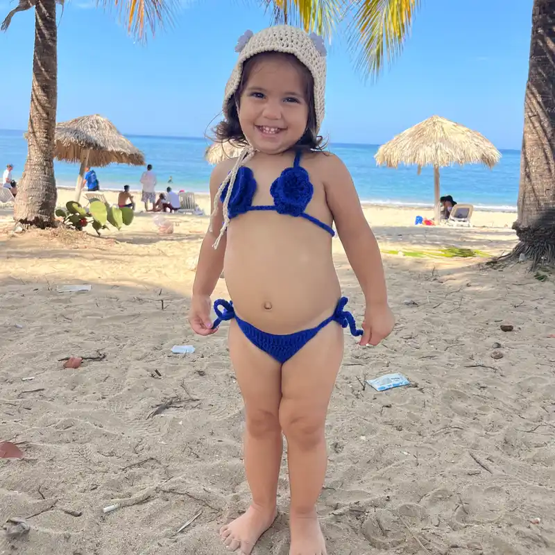 Bikini de flores para niña 