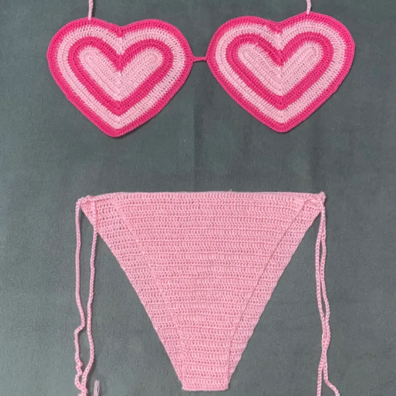 Bikini en forma de corazón 