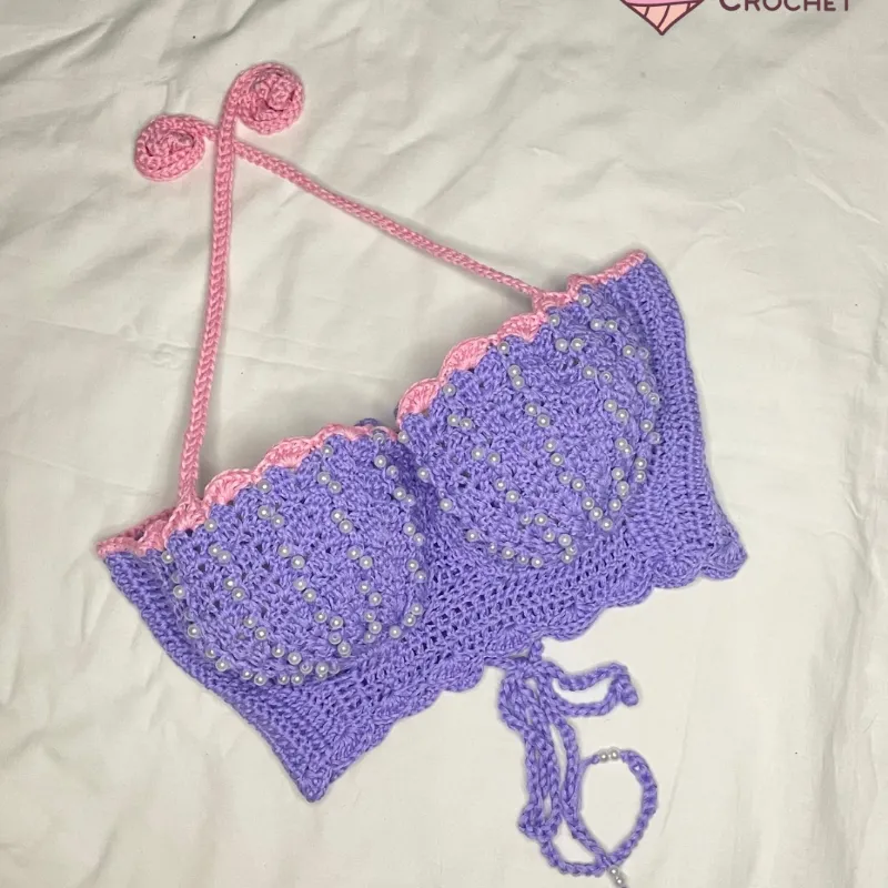 Top estilo sirena con perlas 