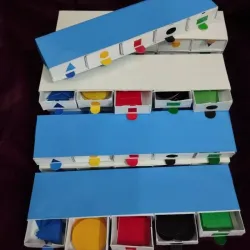 Juegos de asociación de figuras y colores 🟦🟧🟩🟨