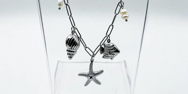 Cadena plateada Mar de Verano con dije de Estrella
