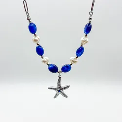 Collar de cadena de acero inoxidable, ágata azul y perlas naturales con dije de acero inoxidable